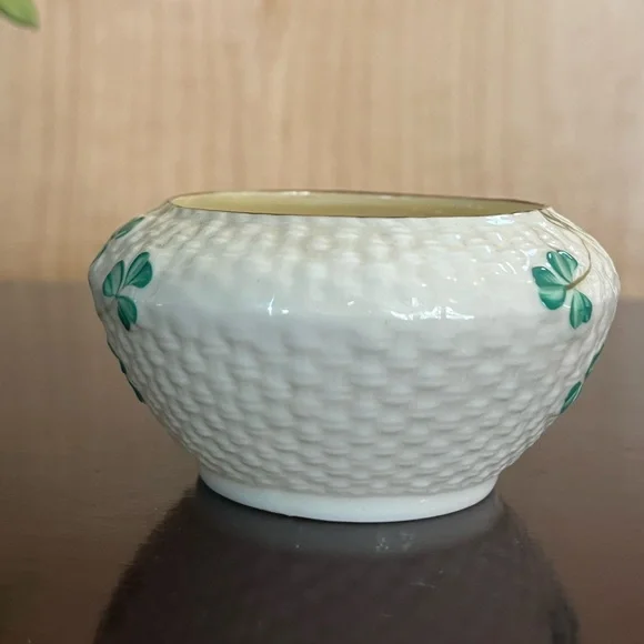 Vintage Belleek Shamrock creamer & sugar bowl set signed hand painted 4" & 3.5"